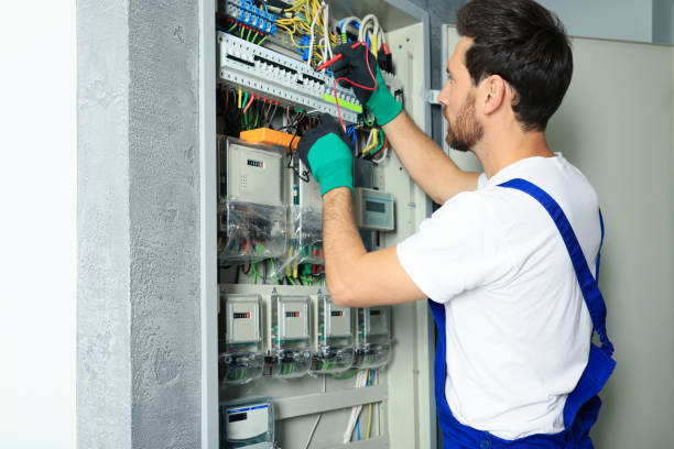 Best Local Electrician Companies  in Goldendale, WA